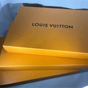 Louis Vuitton Authentic Magnetic Gift Box w/ rebon